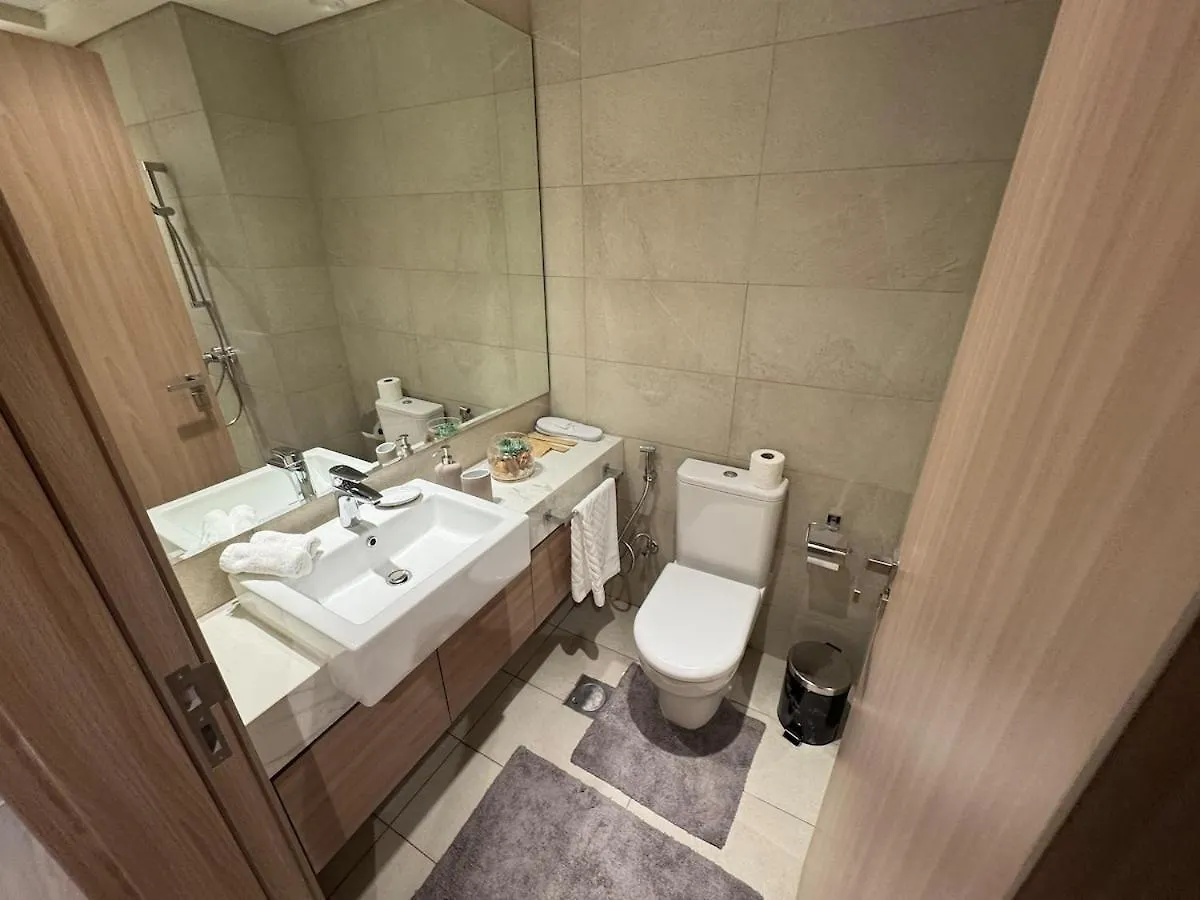 Amazing Studio For Rent Dubai 0*,